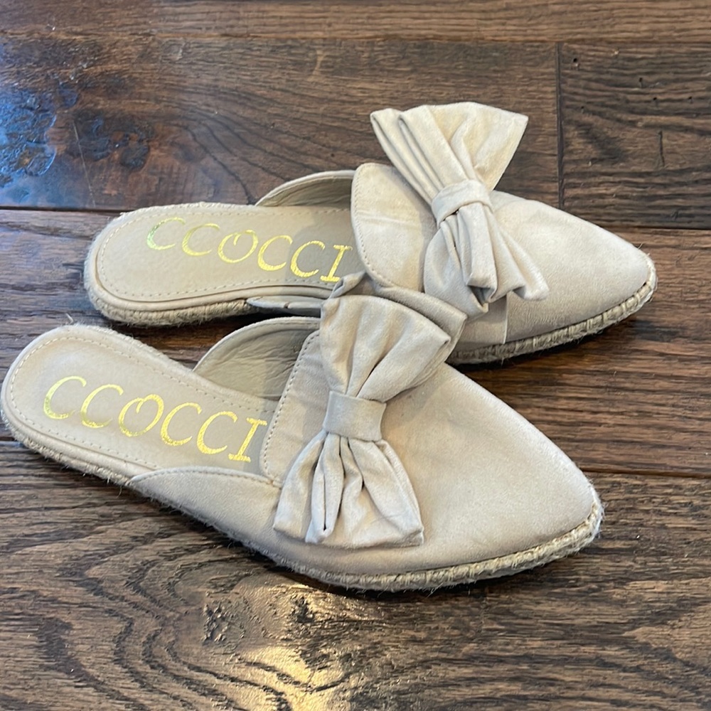 Bow Mules